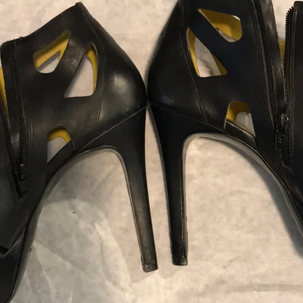 Pour La Victoire  Caged  Platform Genuine Black Leather Cage Style Heels